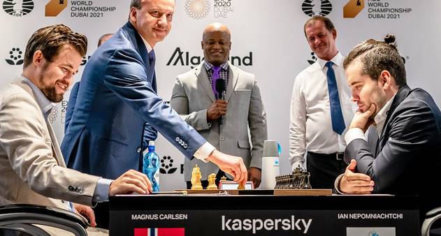 Campeão mundial de xadrez faz IPO mais badalado do Japão