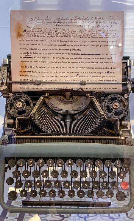 Máquina de escrever que pertenceu a Fidel Castro e que faz parte do acervo do novo museu, inaugurado na capital cubana Foto: ADALBERTO ROQUE / AFP
