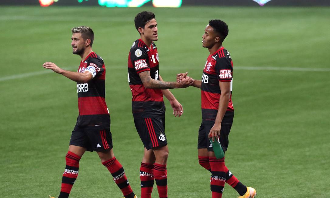 Conheça seis jovens que podem ganhar espaço no Flamengo em 2022 - Jornal O  Globo