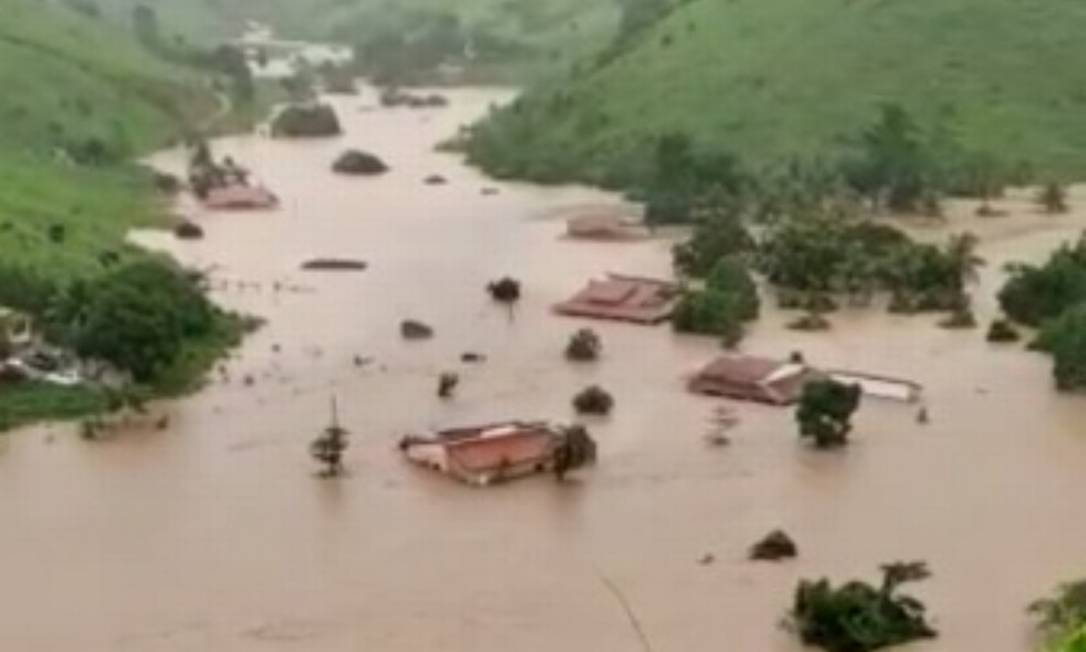 Estragos causados pela chuva em Jucuruçu Foto: Reprodução/Redes Sociais