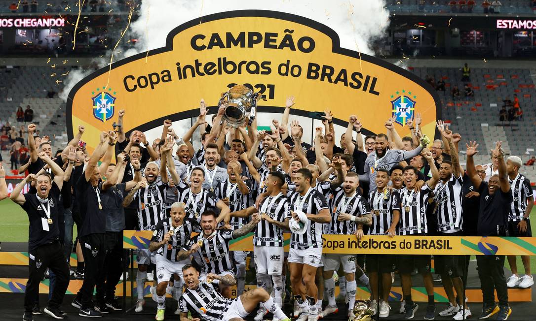 Atlético-MG comemora o título de campeão da Copa do Brasil Foto: RODOLFO BUHRER / REUTERS