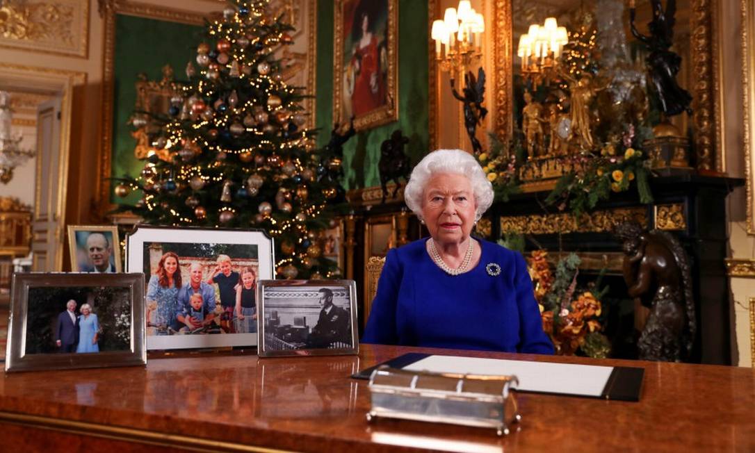 Rainha Elizabeth cancela almoço de Natal com família após aumento de casos de Covid-19 no Reino Unido Foto: Steve Parsons / Reuters