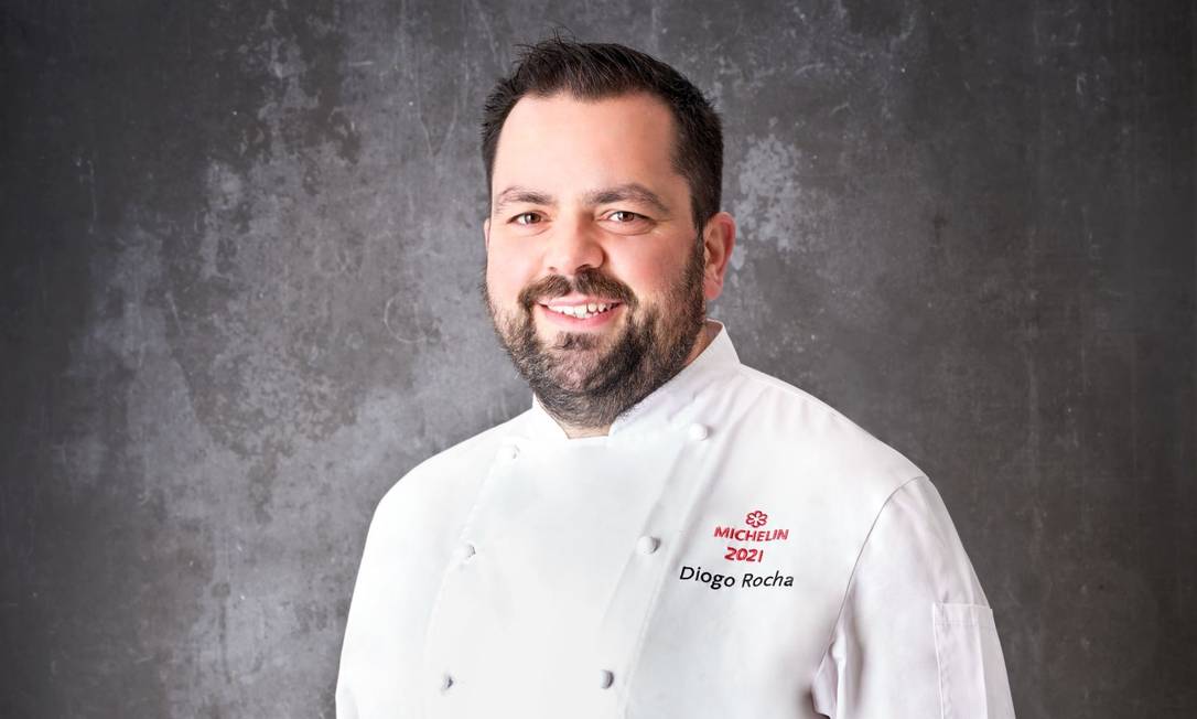 Uma estrela Michelin, chef português Diogo Rocha é craque no preparo do bacalhau Foto: Divulgação