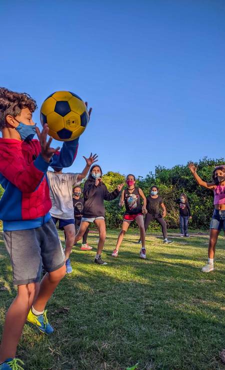 Reserva Caiçara: Programa do local inclui futebol, stand up paddle e ioga Foto: Bruna Araújo / Divulgação