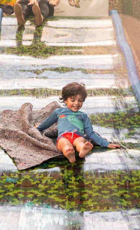 O Centro Cultural Goiabeira Coisa & Tal conta com um tobagã para a diversão das crianças Foto: Divulgação