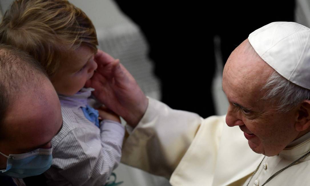 Papa Francisco relembra infância na Argentina e pede que crianças e pobres sejam lembrados neste Natal Foto: FILIPPO MONTEFORTE / AFP