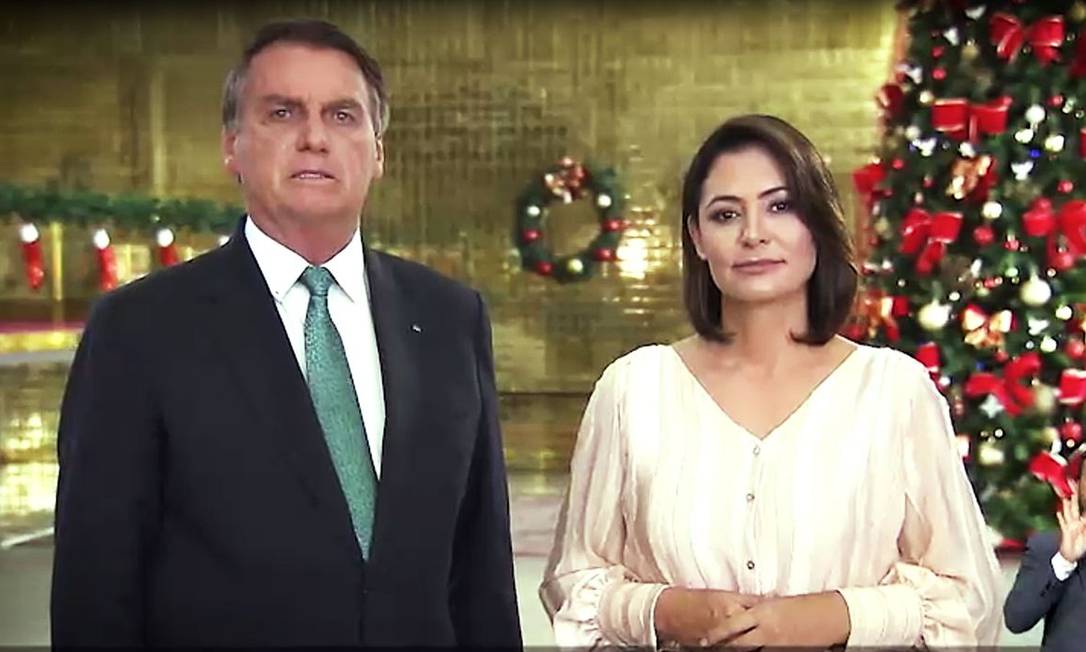 Bolsonaro e Michelle em pronunciamento de Natal Foto: Reprodução