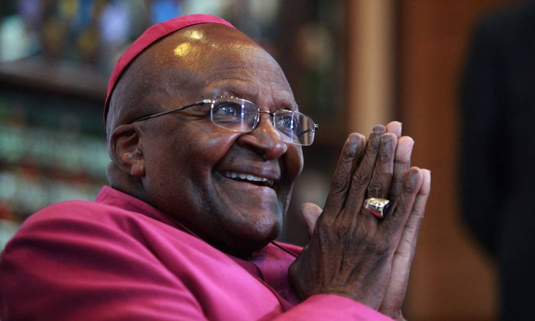 Desmond Tutu, arcebispo da África do Sul e vencedor do Nobel da Paz, morre aos 90 anos Foto: JENNIFER BRUCE / AFP
