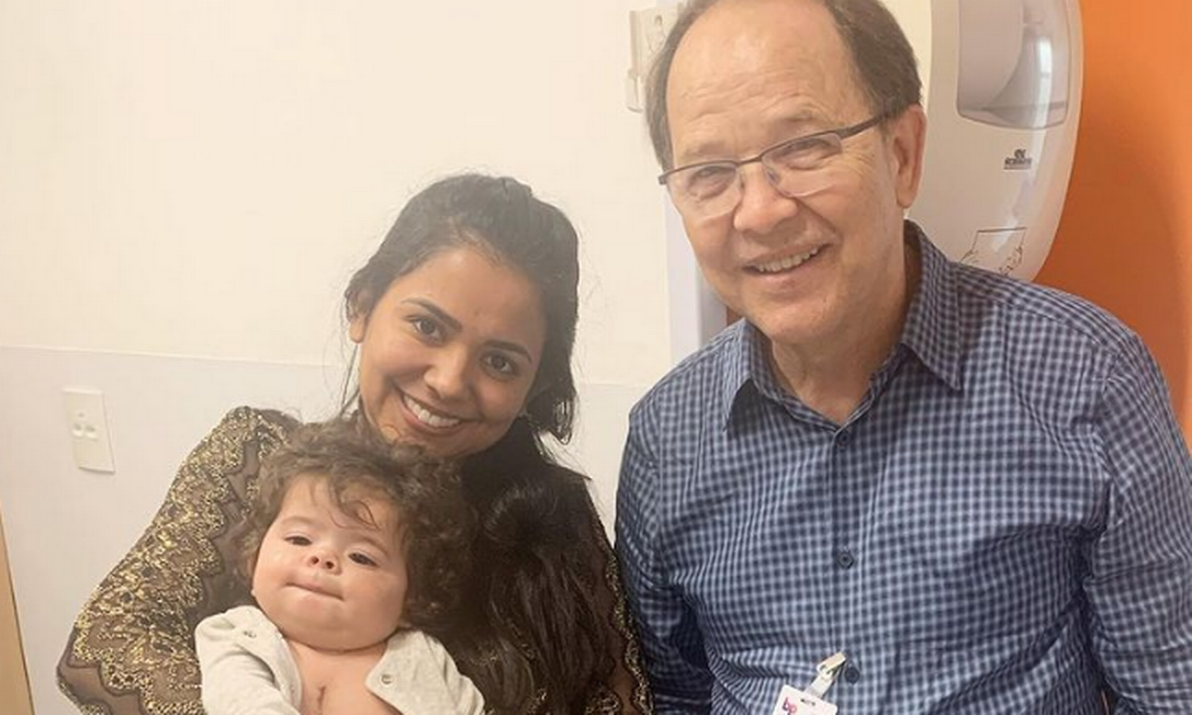 Nayara Sousa posta foto com filha depois de cirurgia Foto: Reprdução / O GLOBO
