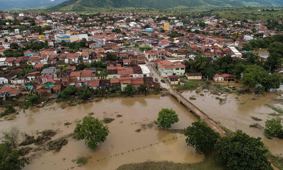 Áreas alagadas em Itambé, na Bahia Foto: Ricardo Dutra/AFP/29-12-2021