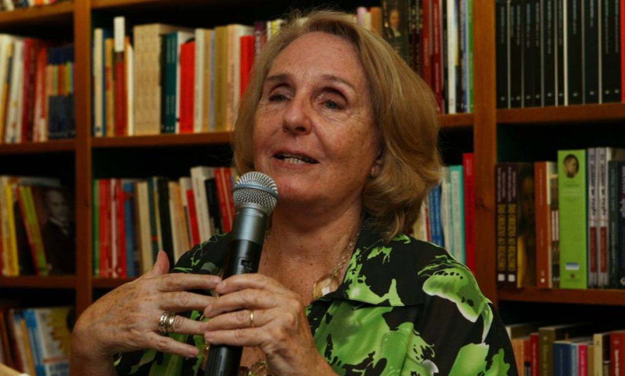 Em palestra no Rio, no ano de 2008 Foto: Simone Marinho / Agência O Globo
