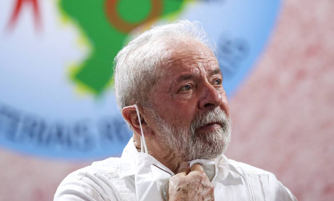 O ex-presidente Lula negocia federação com partidos aliados Foto: AMANDA PEROBELLI / REUTERS