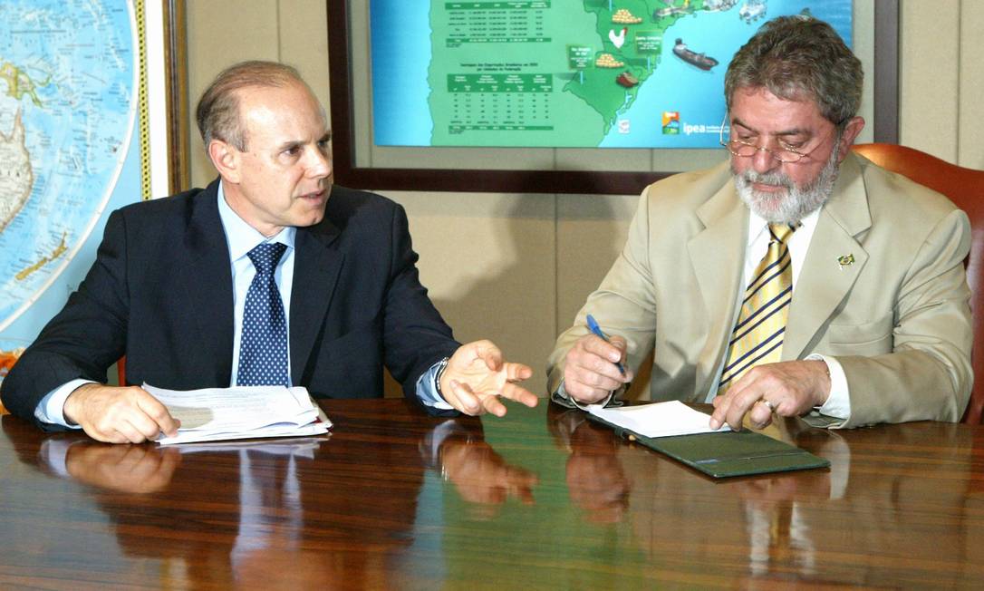 Guido Mantega foi ministro do Planejamento e da Fazenda do governo de Lula Foto: Givaldo Barbosa / Agência O Globo (09/11/2005)