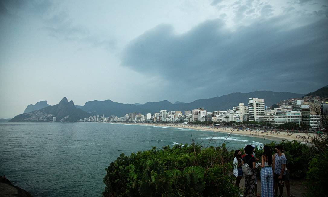 Previsão é de chuva para o Rio até domingo Foto: Hermes de Paula / Arquivo / Agência O Globo