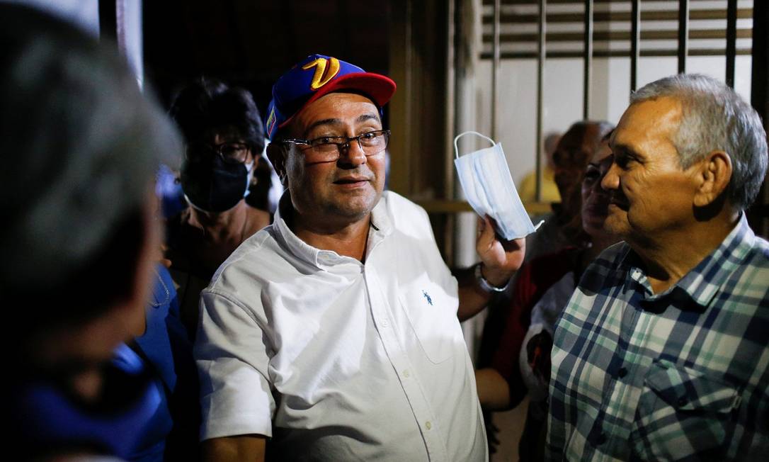 Sergio Garrido, governador eleito de Barinas, na Venezuela, após resultado do pleito ser confirmado pelas autoridade eleitorais Foto: LEONARDO FERNANDEZ VILORIA / REUTERS/9-12-21