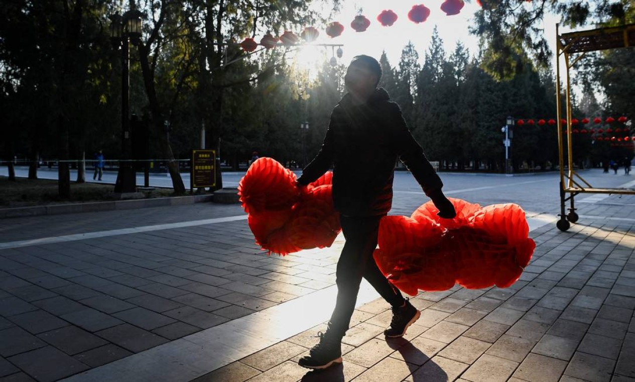 Preparativos para a celebração do ano novo chinês, em Pequim Foto: WANG ZHAO / AFP