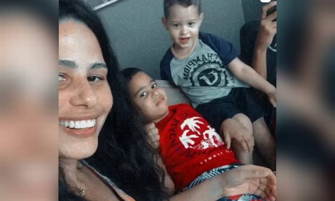 Mãe que matou dois filhos em Guapimirim fez várias postagens de amor e carinho às crianças nas redes: Amo meus meninos