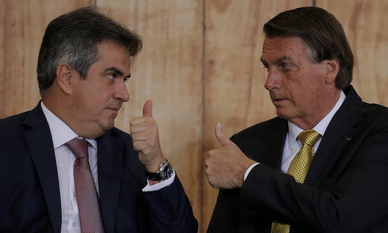 Bolsonaro deu a l der do Centr o poder sobre Or amento ap s