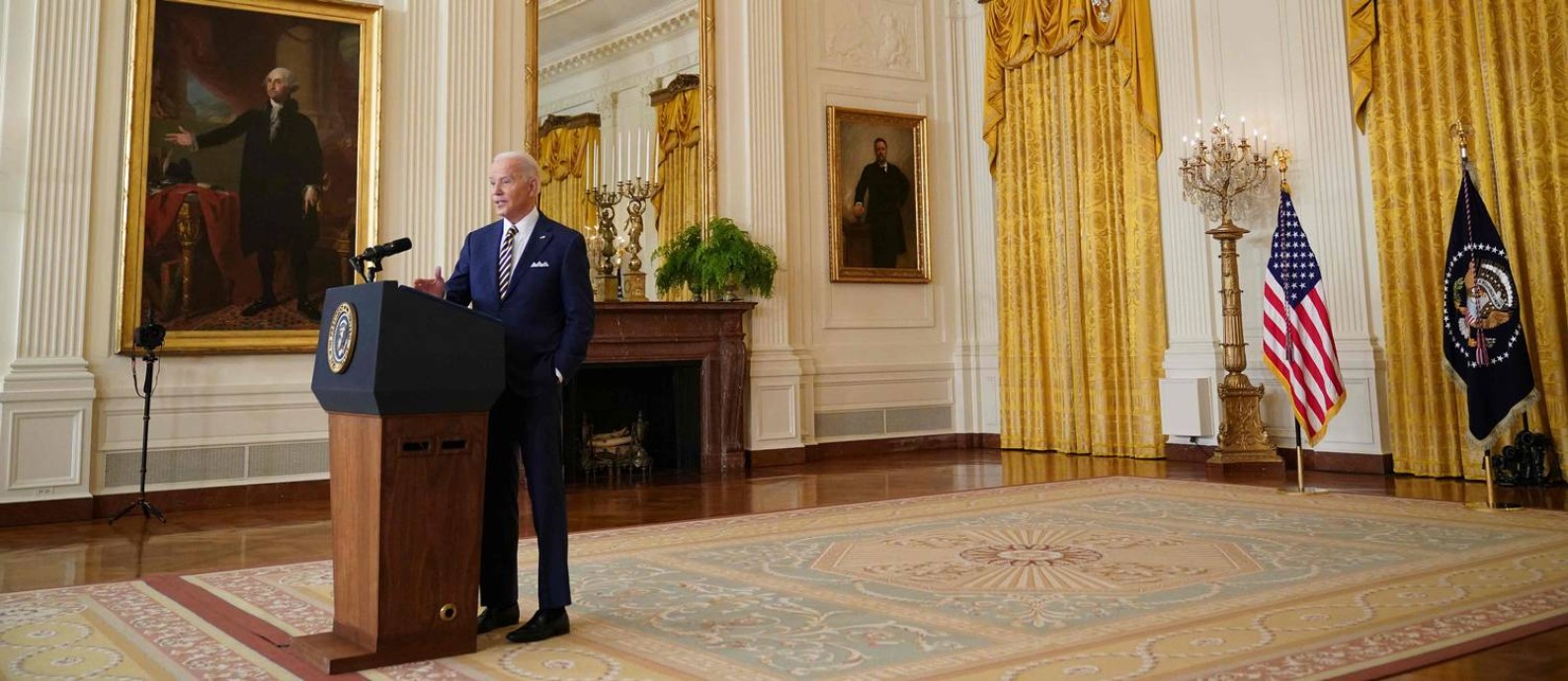 Joe Biden concede entrevista coletiva na véspera de completar um ano à frente da Casa Branca Foto: MANDEL NGAN / AFP