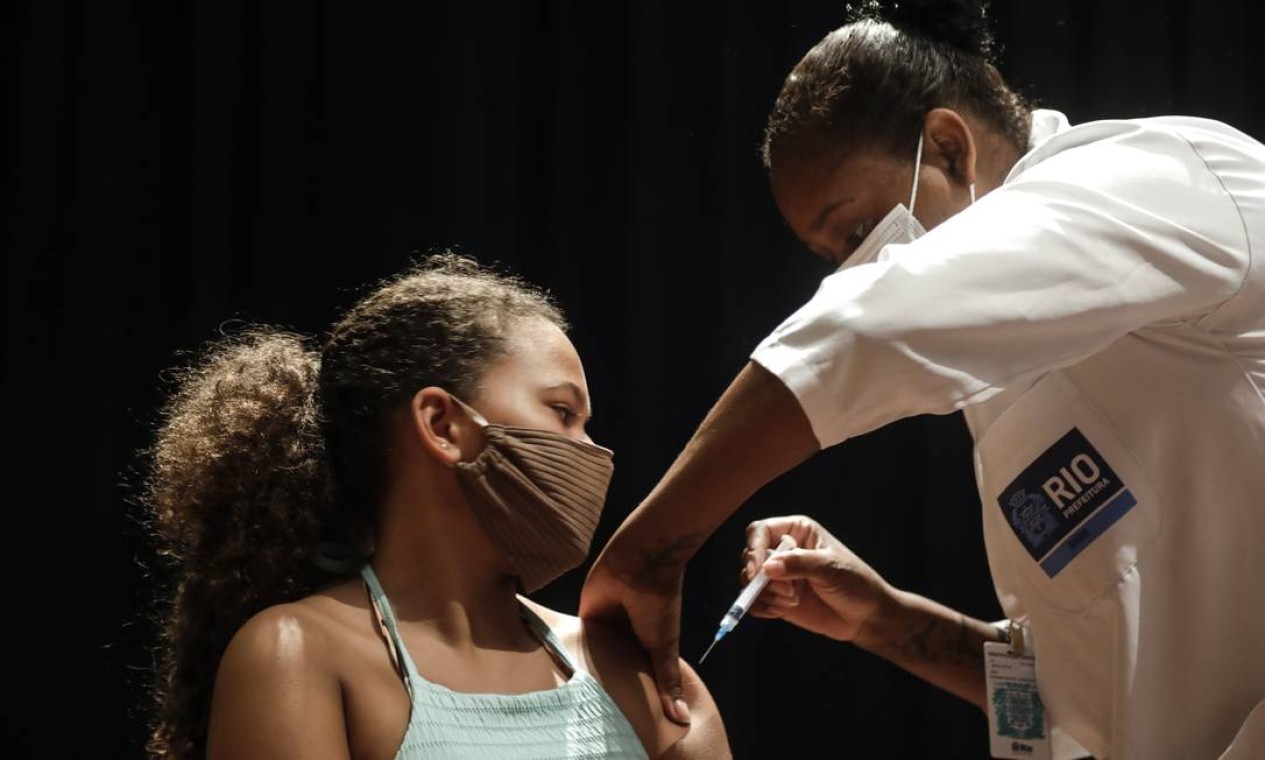 Entidades criticam 'campanha de sabotagem' e pedem avanço na vacinação infantil