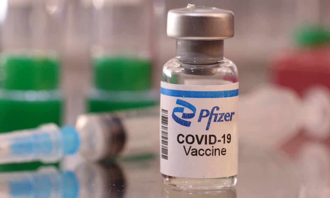 Reações a vacina da Pfizer foram objeto de estudo de pesquisadores chineses e americanos Foto: DADO RUVIC / REUTERS