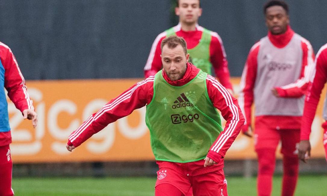 Eriksen mantém a forma no time B do Ajax Foto: Ajax