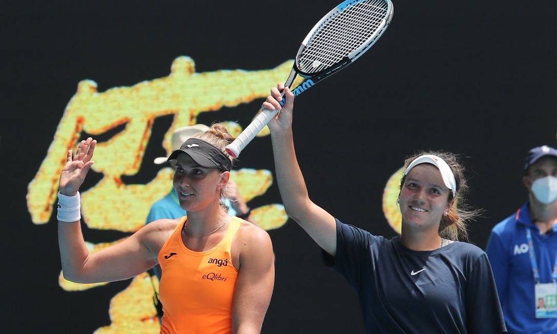 Anna Danilina e Bia Haddad disputarão a final do torneio de duplas do Aberto da Austrália de 2022 Foto: Brandon Malone/AFP