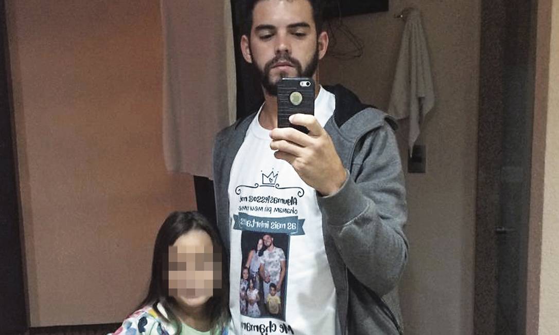 Natanael da Silva, operador de máquinas, foi deportado dos EUA com a filha de 6 anos Foto: Arquivo pessoal / Agência O Globo