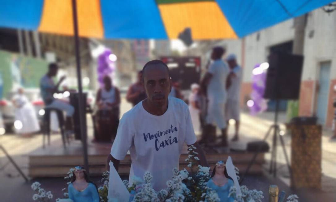 Tião Raiz, durante homenagem a Iemanjá, no último domingo Foto: Lucas Raiz/ Divulgação Icapra / Lucas Raiz/Divulgação Icapra