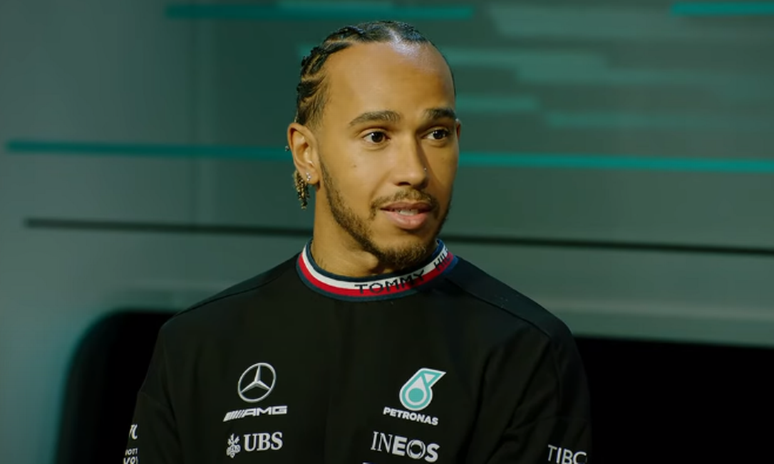 'Nunca disse que deixaria a Fórmula 1', disse Lewis Hamilton Foto: Reprodução/YouTube/Mercedes