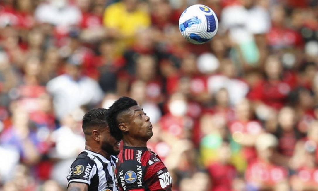 Atl&eacute;tico-MG e Flamengo disputam hoje a Supercopa do Brasil Foto: ADRIANO MACHADO / REUTERS