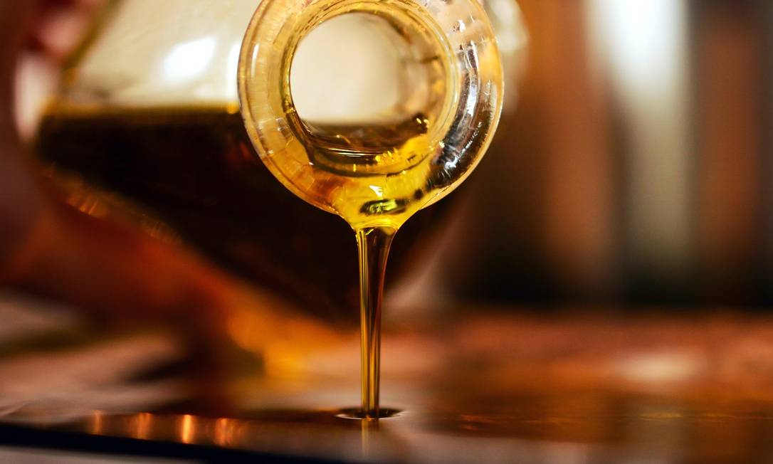Entre os óleos vegetais, o azeite segue como uma das opções mais saudáveis Foto: Pixabay
