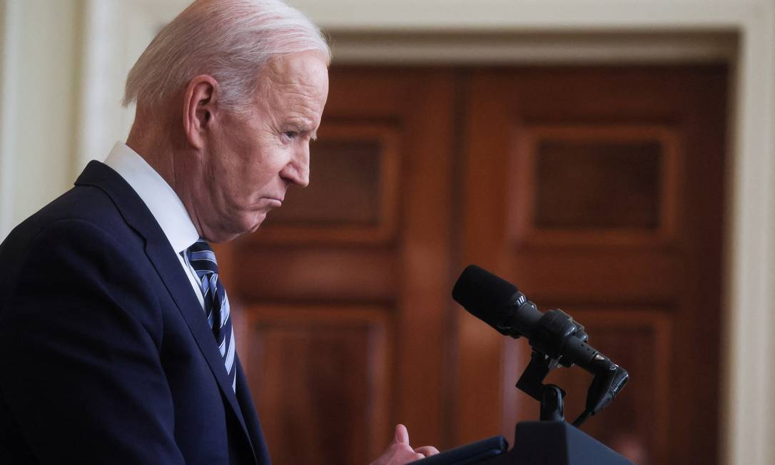 O presidente dos EUA, Joe Biden, discursa na Casa Branca, em Washinton, após invasão russa à Ucrânia Foto: LEAH MILLIS / REUTERS