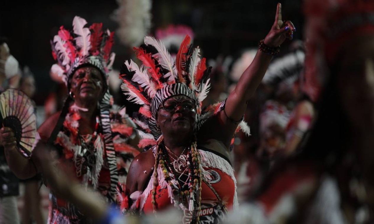 Desfile do Cacique de Ramos na primeira noite do Rio Carnaval 2022 Foto: Alexandre Cassiano / Agência O Globo