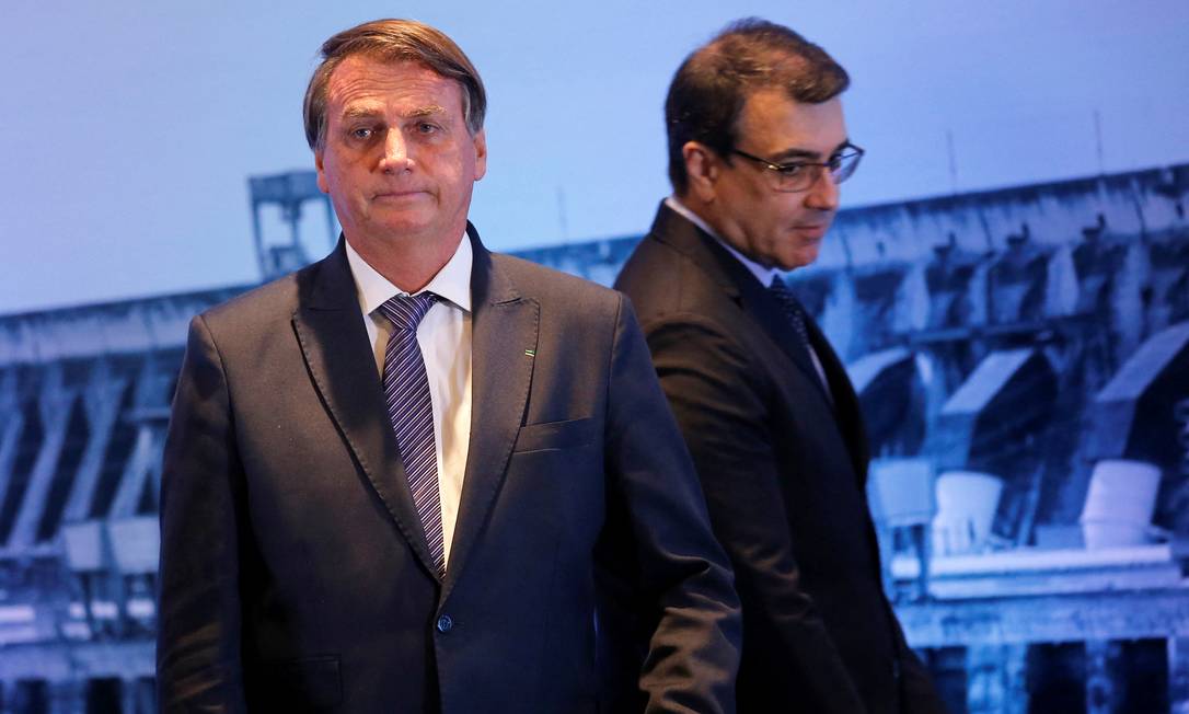 O presidente Jair Bolsonaro e o ministro das Relações Exteriores, Carlos França, durante evento no Itamaraty Foto: Adriano Machado/Reuters/22-02-2022