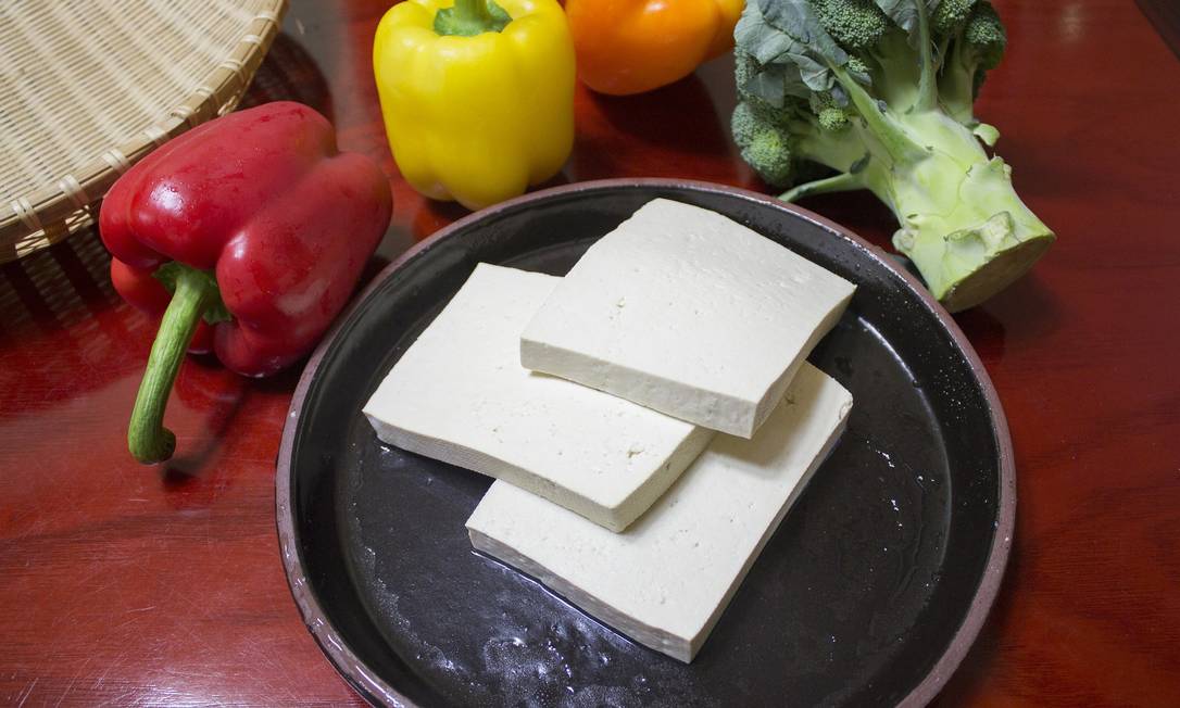 Fatias de tofu em destaque. Foto: Pixabay