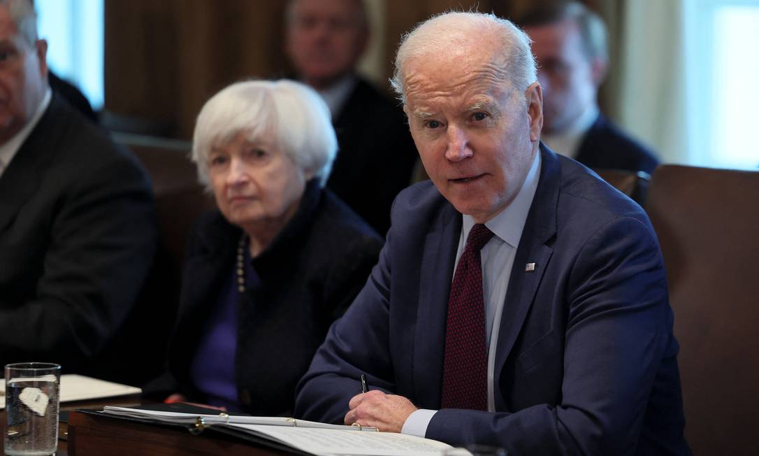 Presidente dos EUA, Joe Biden, durante reunião de Gabinete, em Washington Foto: EVELYN HOCKSTEIN / REUTERS