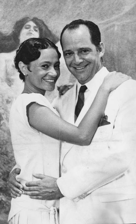 Tania e Claudio Marzo, em 1983, no filme "Parahyba, mulher macho". Atriz carioca ficou conhecida com persnagens nordestinos Foto: Arquivo