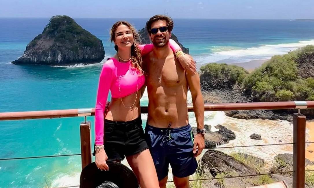 Luciana Gimenez posa com namorado, Renato Breia, em Fernando de Noronha Foto: Reprodução/Instagram