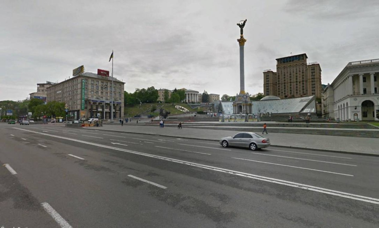 Praça da Independência, no centro de Kiev Foto: Google Earth