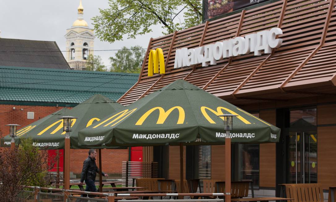 Unidade do McDonald's em Podolsk, na Rússia: governo russo anunciou que vai assumir controle das multinacionais que deixaram o país Foto: Andrey Rudakov / Bloomberg/16-5-2017
