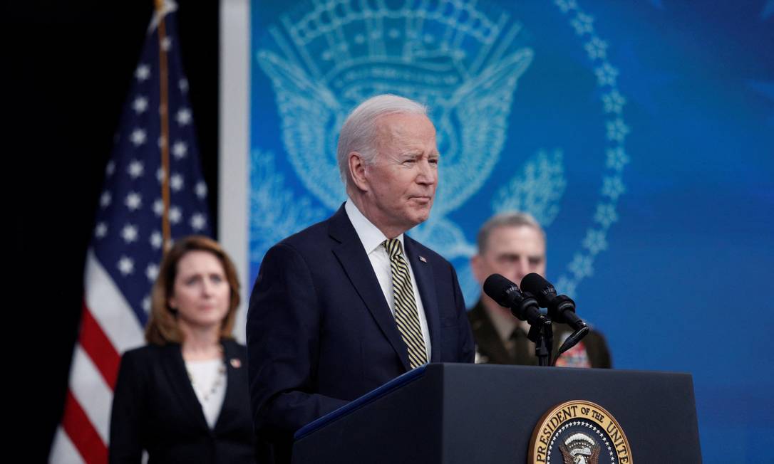 O presidente americano, Joe Biden, anuncia pacote de ajuda à Ucrânia na Casa Branca Foto: TOM BRENNER / REUTERS