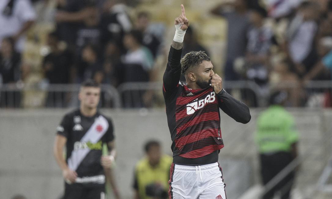 Corinthians vence o Flamengo e consegue a vantagem na semifinal do  Brasileiro