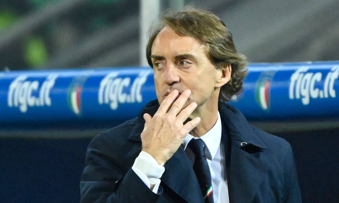 Mancini pode pedir demissão da Itália Foto: ALBERTO PIZZOLI / AFP