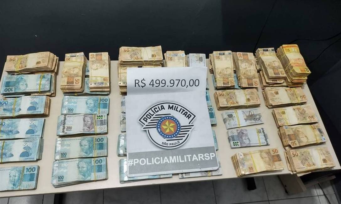 Dinheiro apreendido pela polícia pertence a irmão do senador Davi Alcolumbre Foto: Divulgação/Polícia Militar