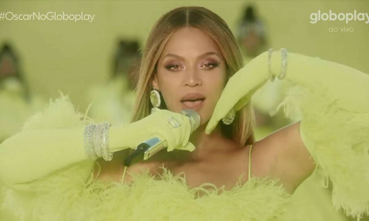 Beyoncé abre cerimônia do Oscar 2022 com performance de 'Be alive