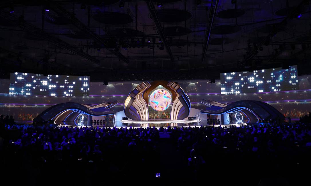 Centro de Convenção de Doha, no Catar, para o sorteio dos grupos da Copa do Mundo Foto: PAWEL KOPCZYNSKI / REUTERS