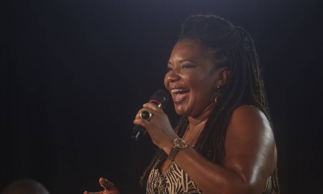 Margareth Menezes cantou 'Faraó' a pedido da plateia: 'Essas músicas que surgiram de pesquisas dos blocos afro foram uma luz quando surgiram. Elas contam histórias sem ser as das nossas dores, como a escravidão', disse a cantora Foto: Divulgação/ Sércio Freitas