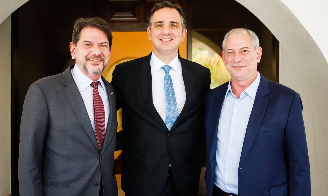 Senadores Cid Gomes e Rodrigo Pacheco e o pré-candidato do PDT à Presidência Ciro Gomes Foto: Reprodução