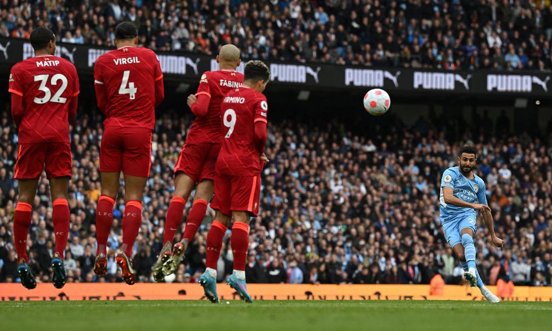 Empate com Liverpool não ajuda Manchester City na busca pelo título, diz  Gabriel Jesus